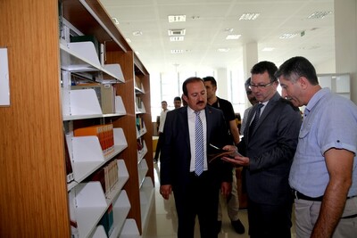 Şırnak Valisi Ali Hamza Pehlivan'ın Kütüphane Ziyareti